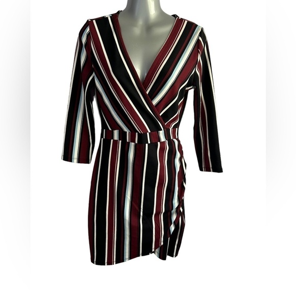 Almost Famous Striped Dress • Size: M • Used - Picture 6 of 8